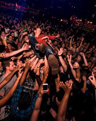 Emo Nite